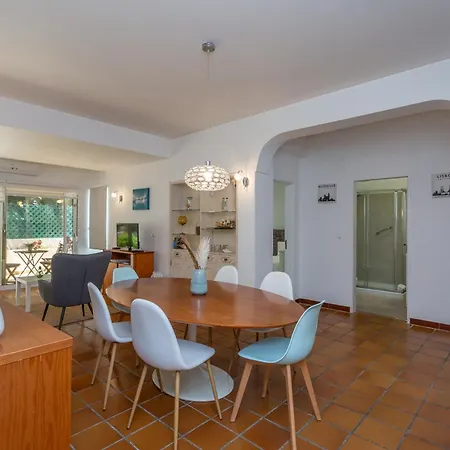 Beguest Gandarinha Apartmán *