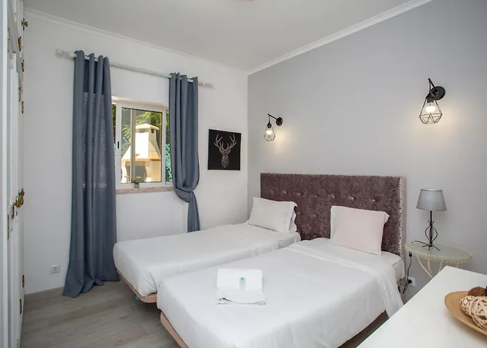 Beguest Gandarinha דירה