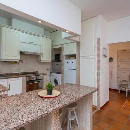Beguest Gandarinha Apartment