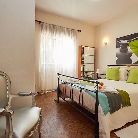 Beguest Gandarinha * Cascais